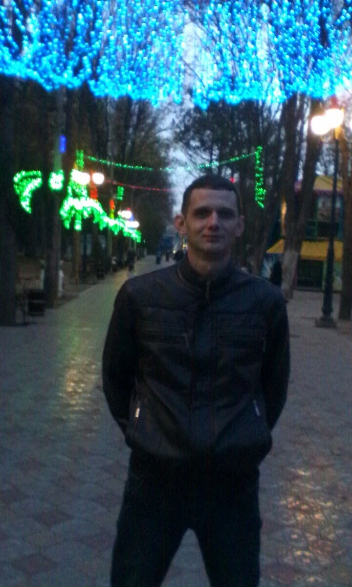  5956183  Andrey, 41 ,    