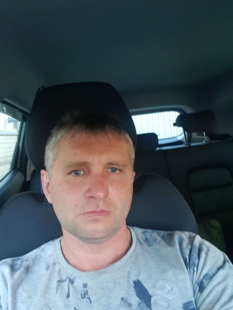  -,   Sergei, 47 ,     