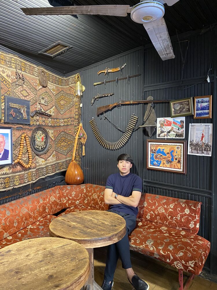  53636723  Bilol, 20 ,    