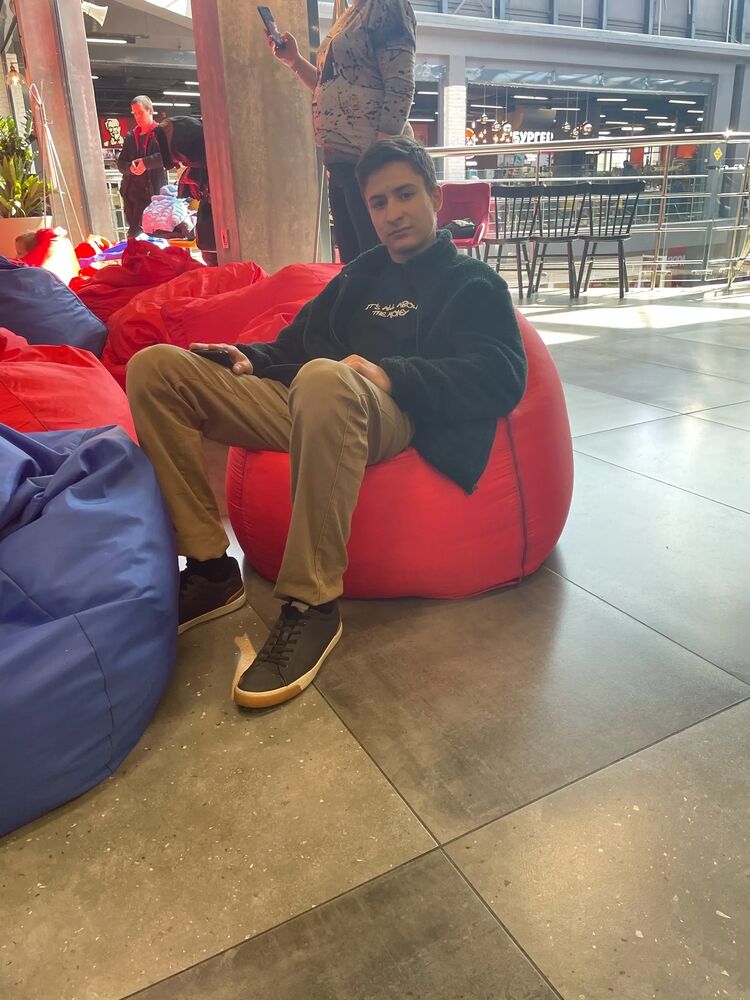   ,   , 22 ,   c 