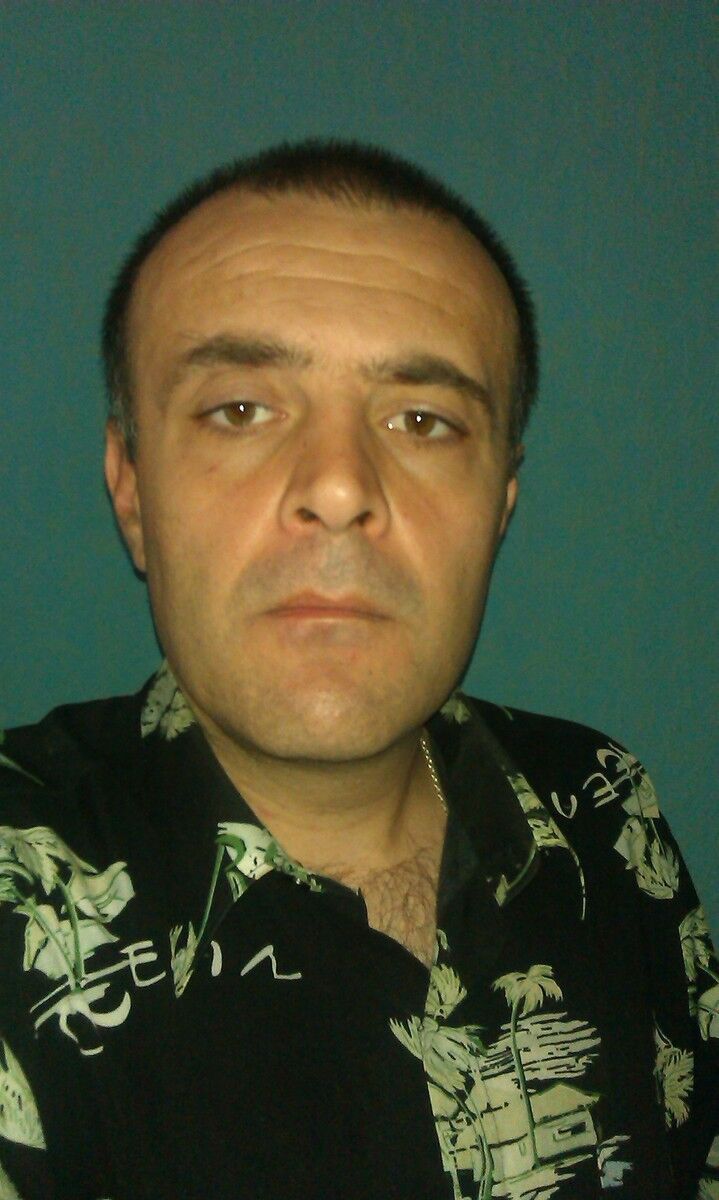  ,   Hovo, 42 ,     , c 