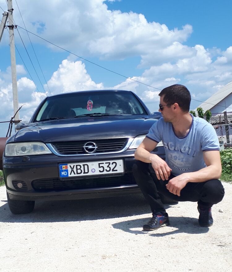 ,   Dima, 32 ,   ,   