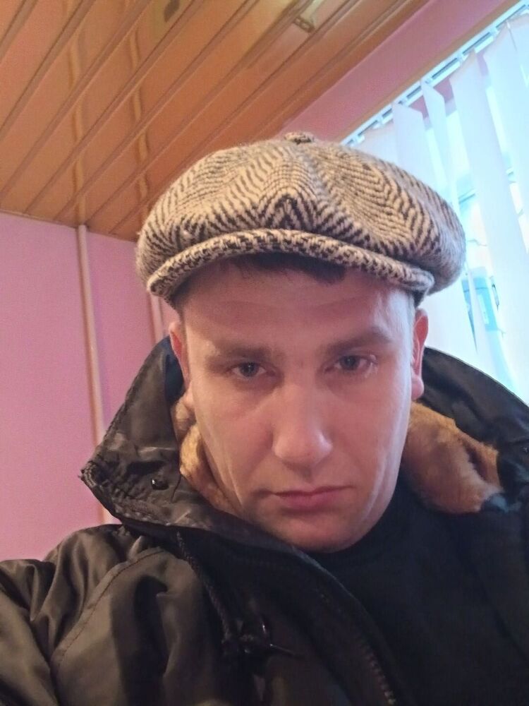  48236763  Yury, 41 ,    