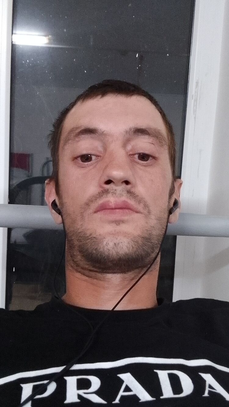  46450303  , 31 ,    