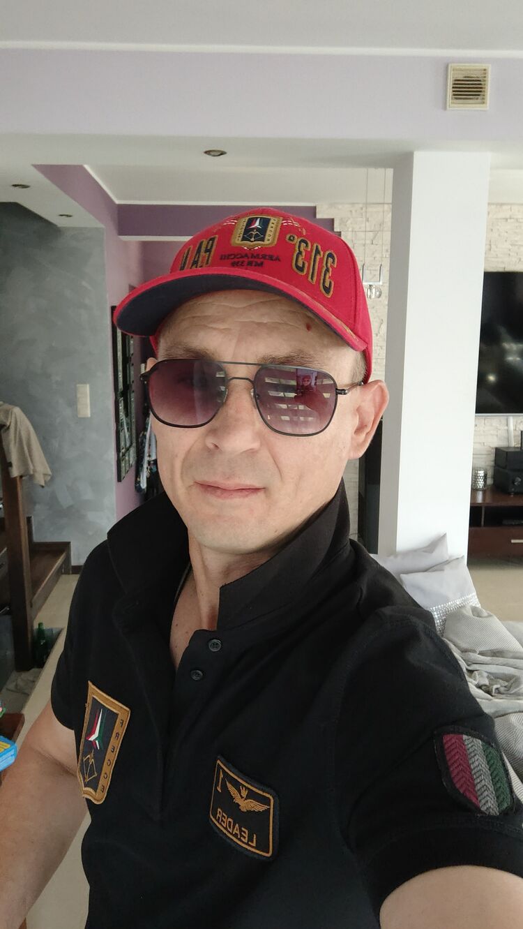  50170773  Oleh, 46 ,    Morag