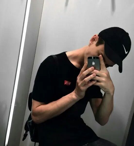  33374353  Vitalik, 28 ,    