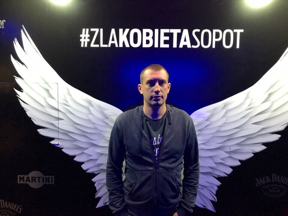  20436073  , 37 ,    -