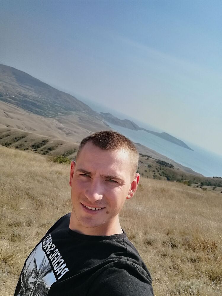 ,   Nik, 28 ,   ,   