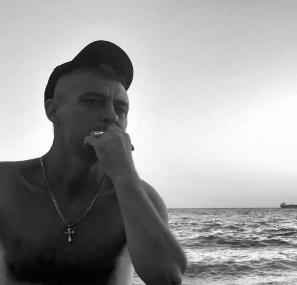  40683103  , 45 ,    --