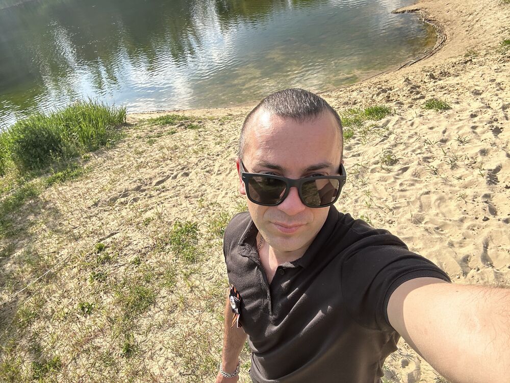  ,   Alex, 31 ,   ,   , c , 