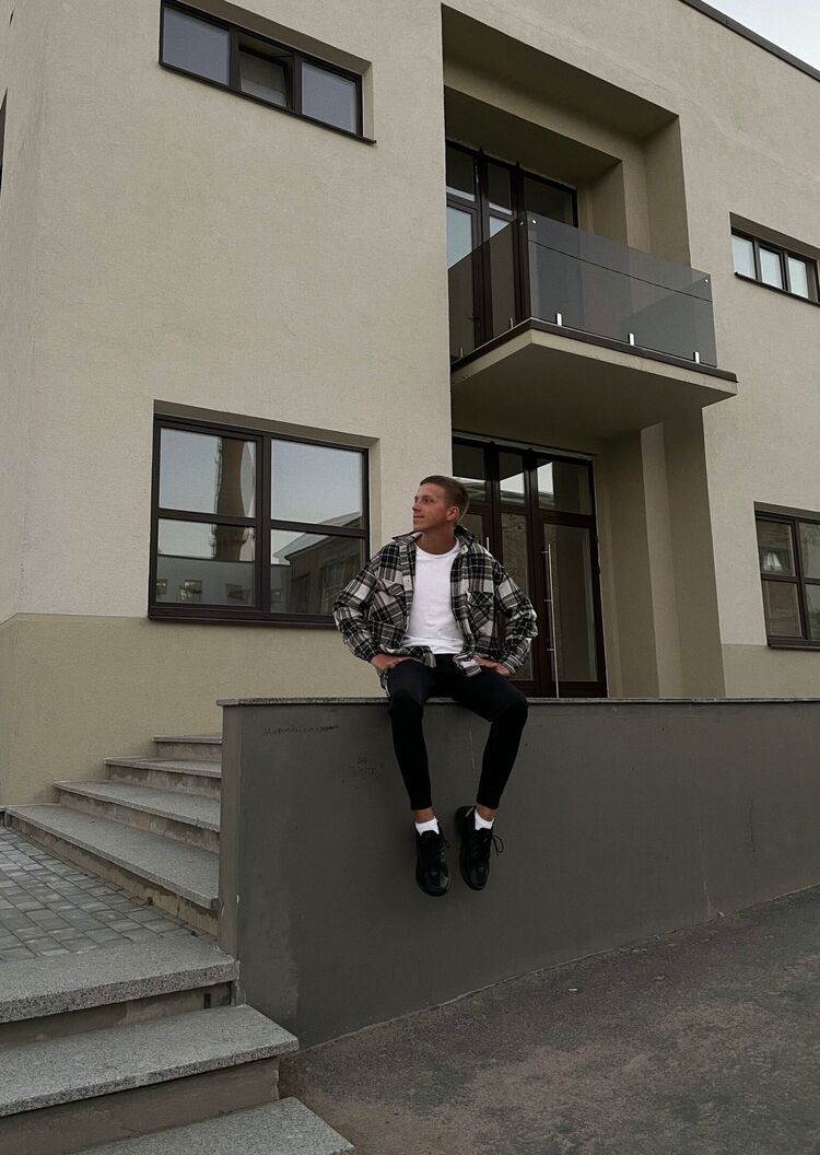  ,   Konstantin, 24 ,   ,   