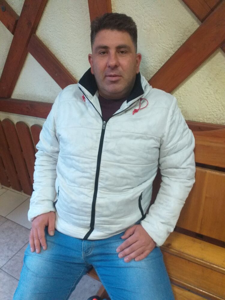  ,   Vlatko, 41 ,   ,   , c 