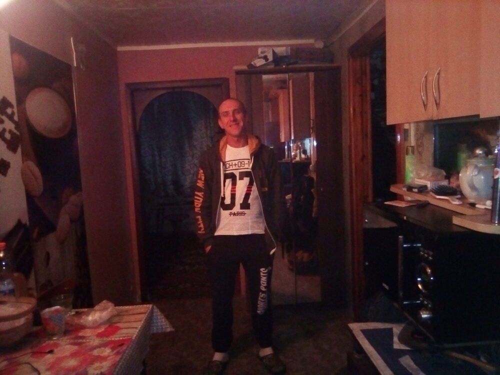  ,   Garik, 49 ,   ,   , c 