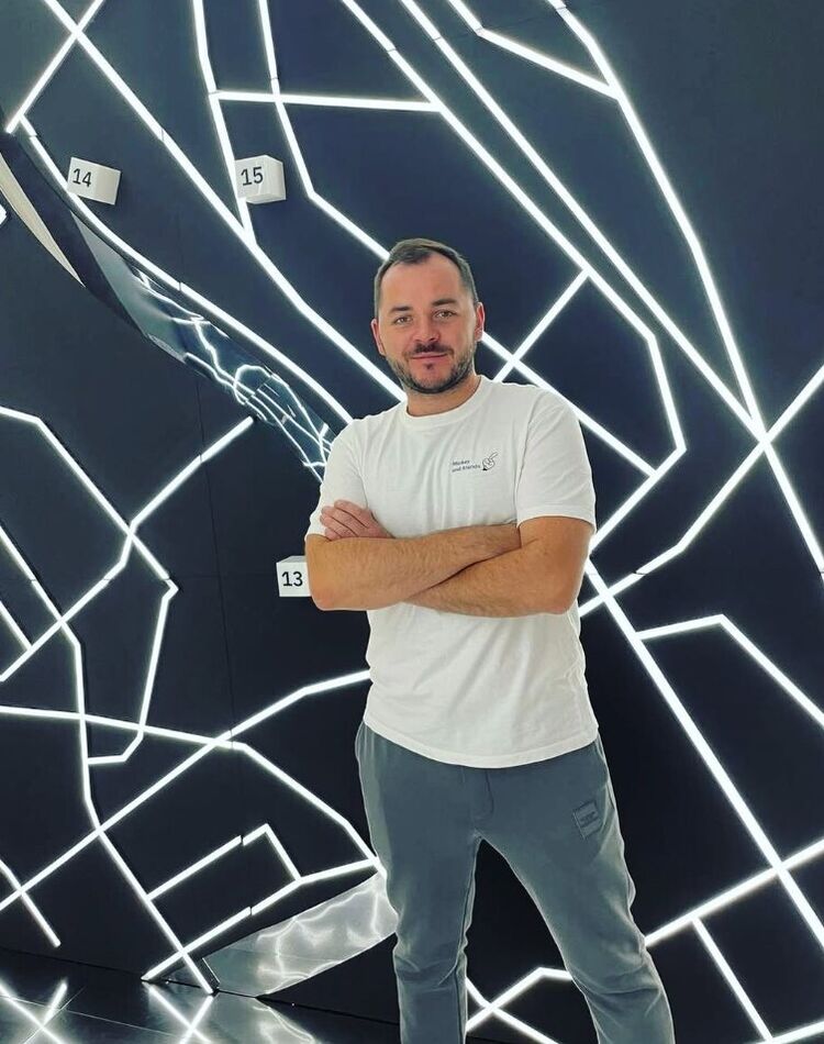  53959553  , 35 ,    --