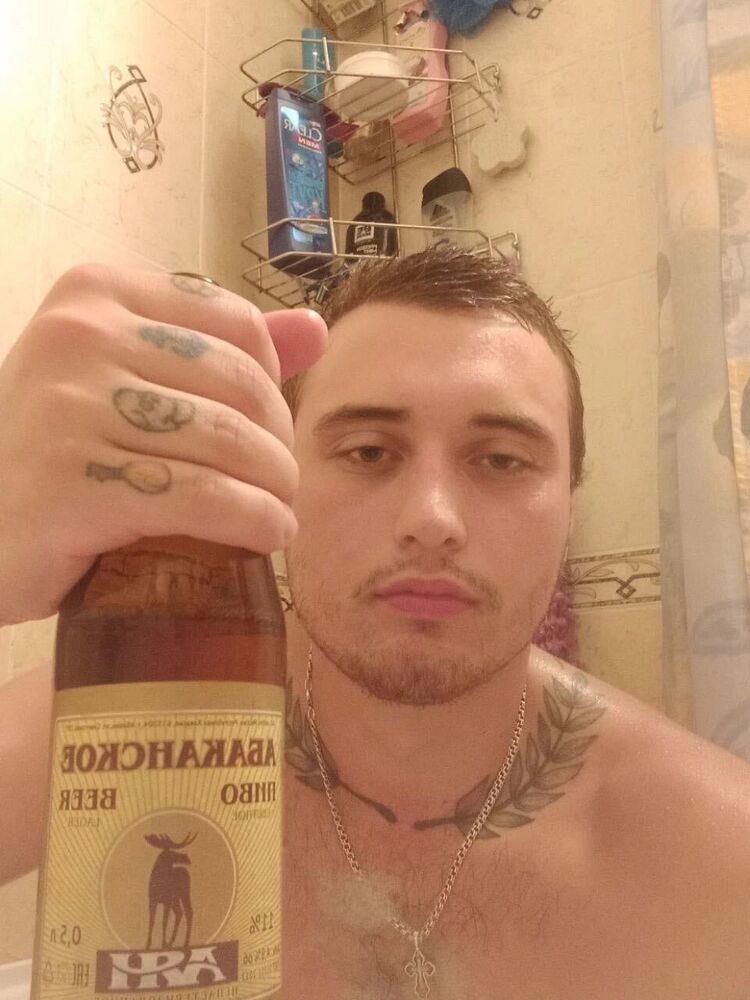  31631093  , 26 ,    