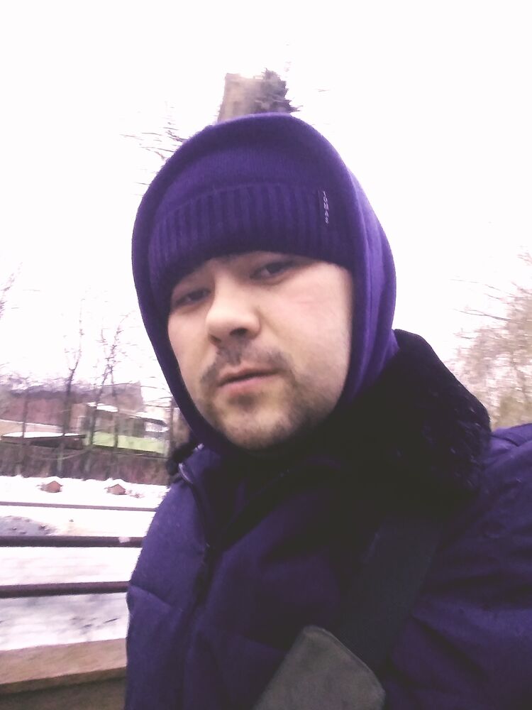  ,   Muhamed, 32 ,   ,   , c , 