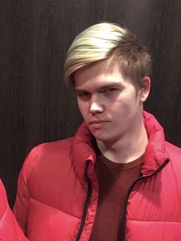  27438763  , 24 ,    -