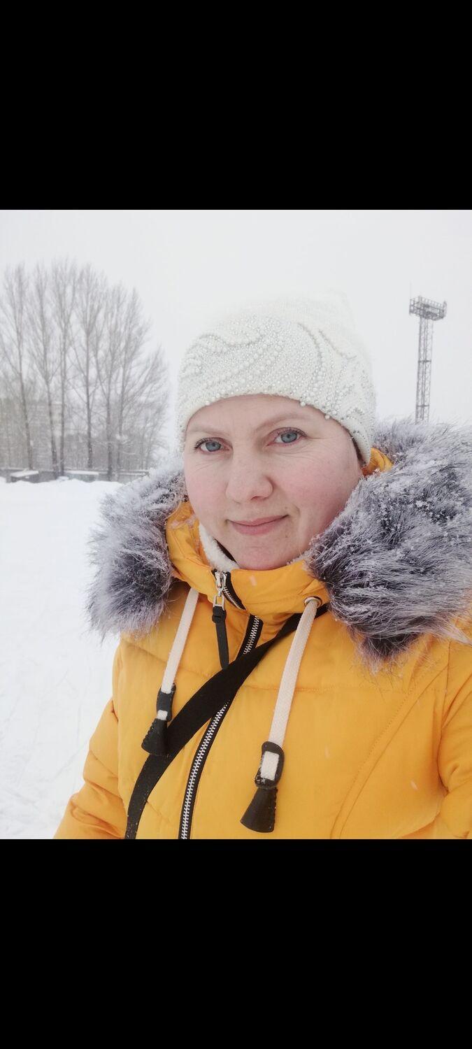  ,   Lana, 41 ,  
