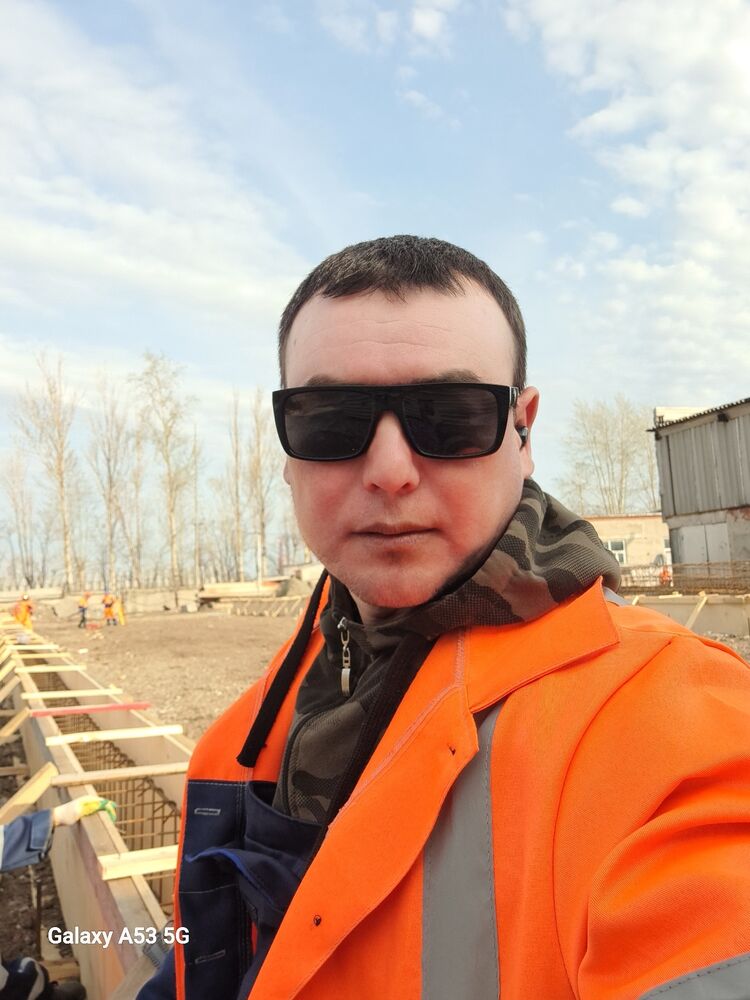  34688213  Azimbay, 40 ,    