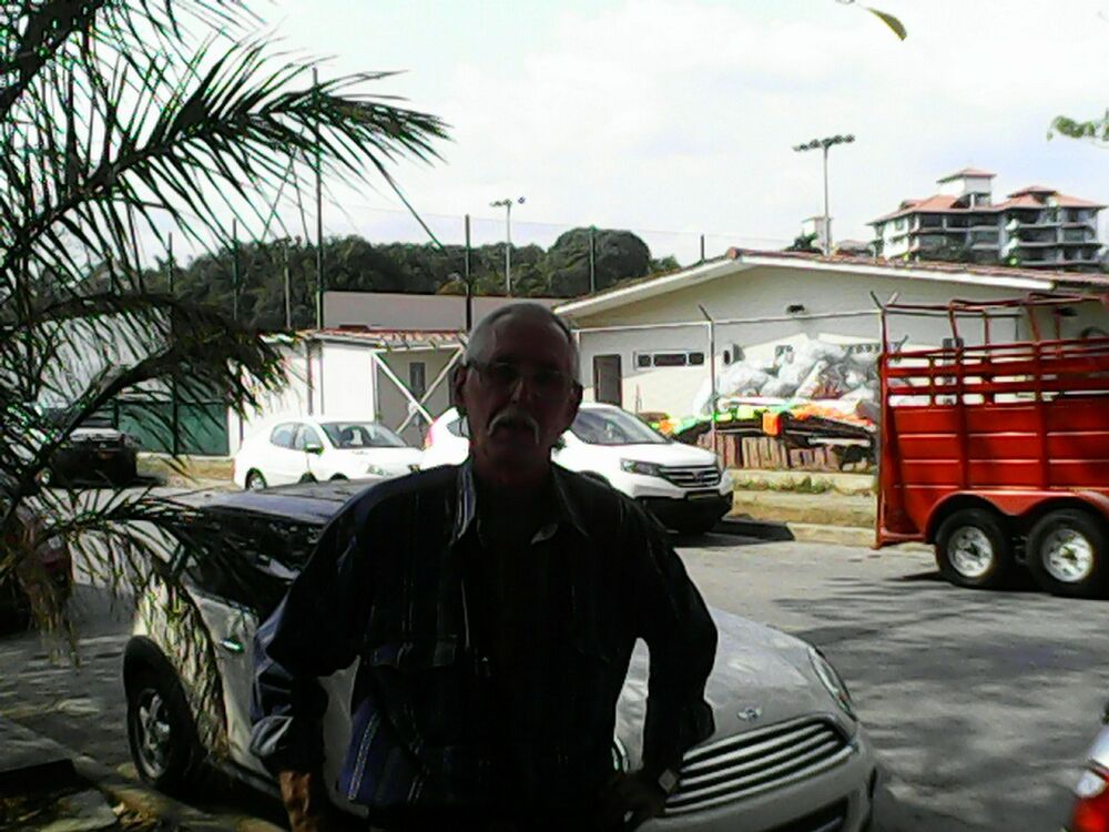  9596903  Ivan, 77 ,    