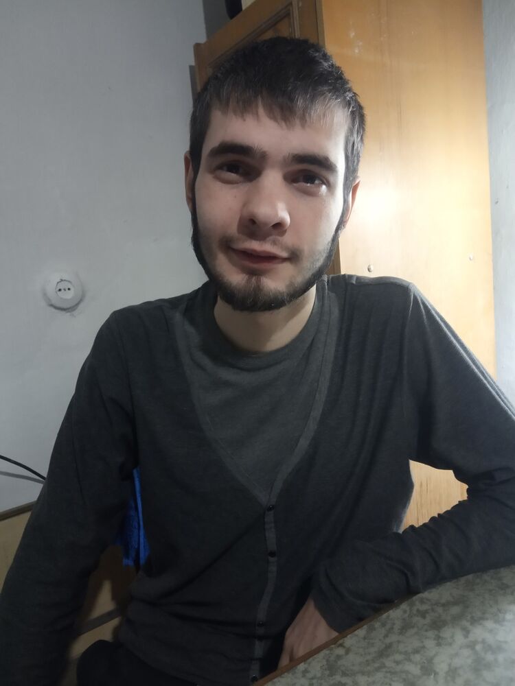  18764263  , 33 ,    