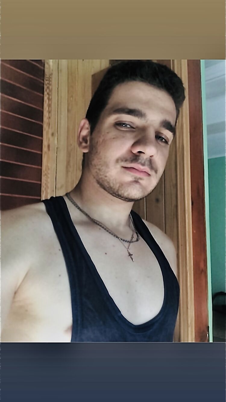  ,   Eugen, 31 ,   ,   