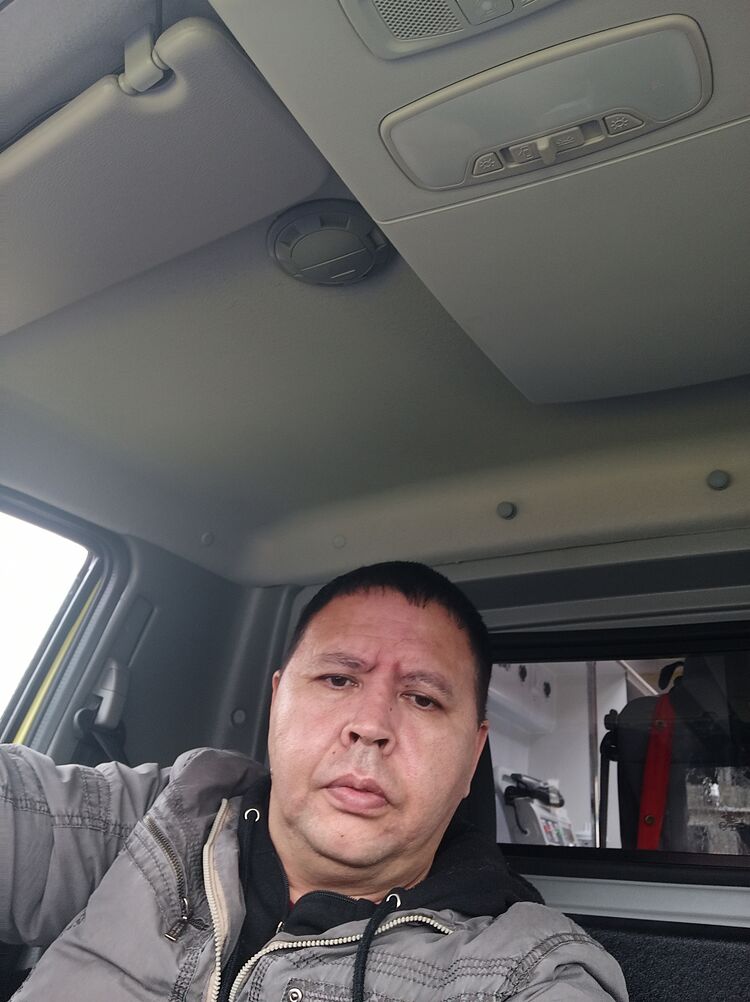  ,   Ilshat, 48 ,   ,   