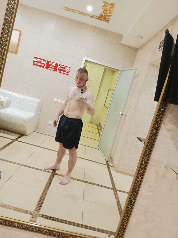  44056873  , 21 ,    