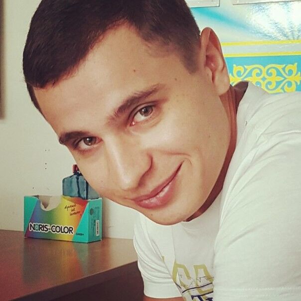  ,   Vadim, 34 ,   