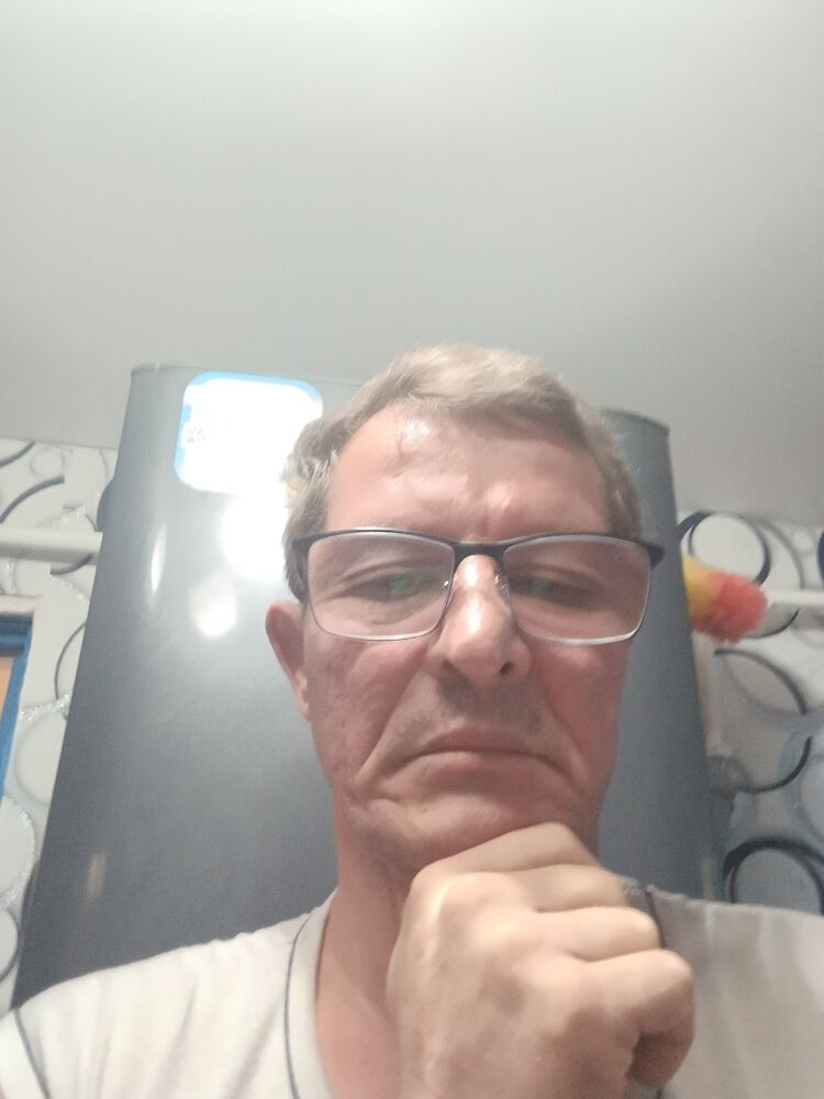  37774683  , 53 ,    