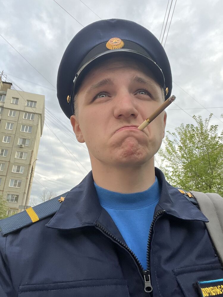  34405953  , 22 ,    