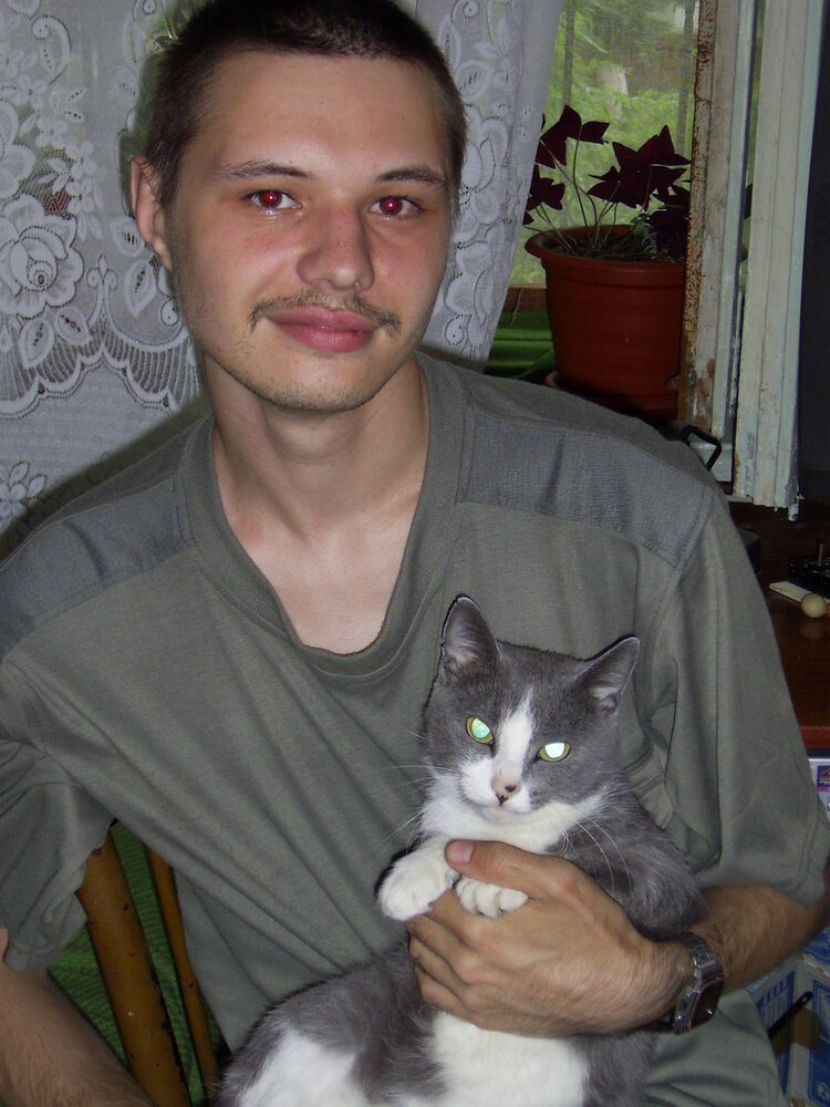  ,   Dima, 42 ,  