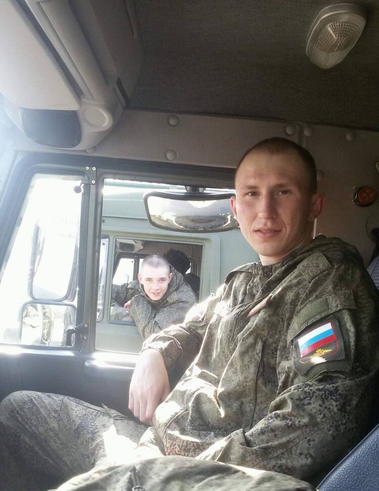  29298913  VIKTOR, 31 ,    