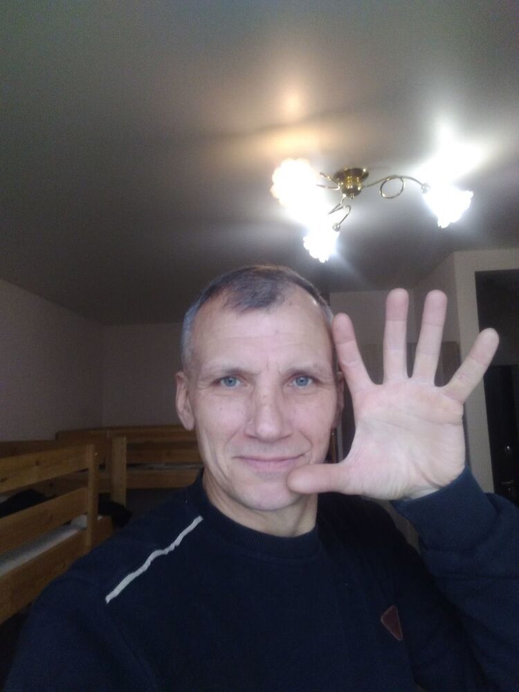  12425323  , 45 ,    