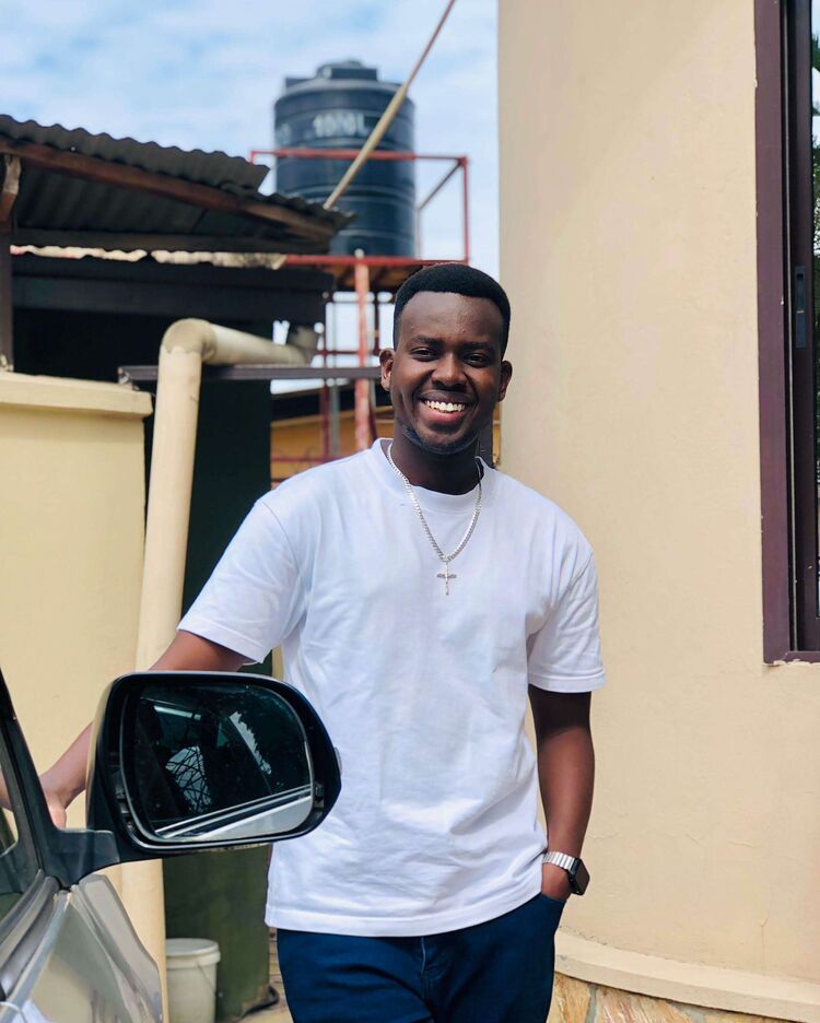 ���� 55158683 ������� Enock, 38 ���, ���� ���������� � ���������