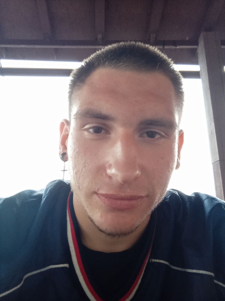 29297933  , 22 ,    