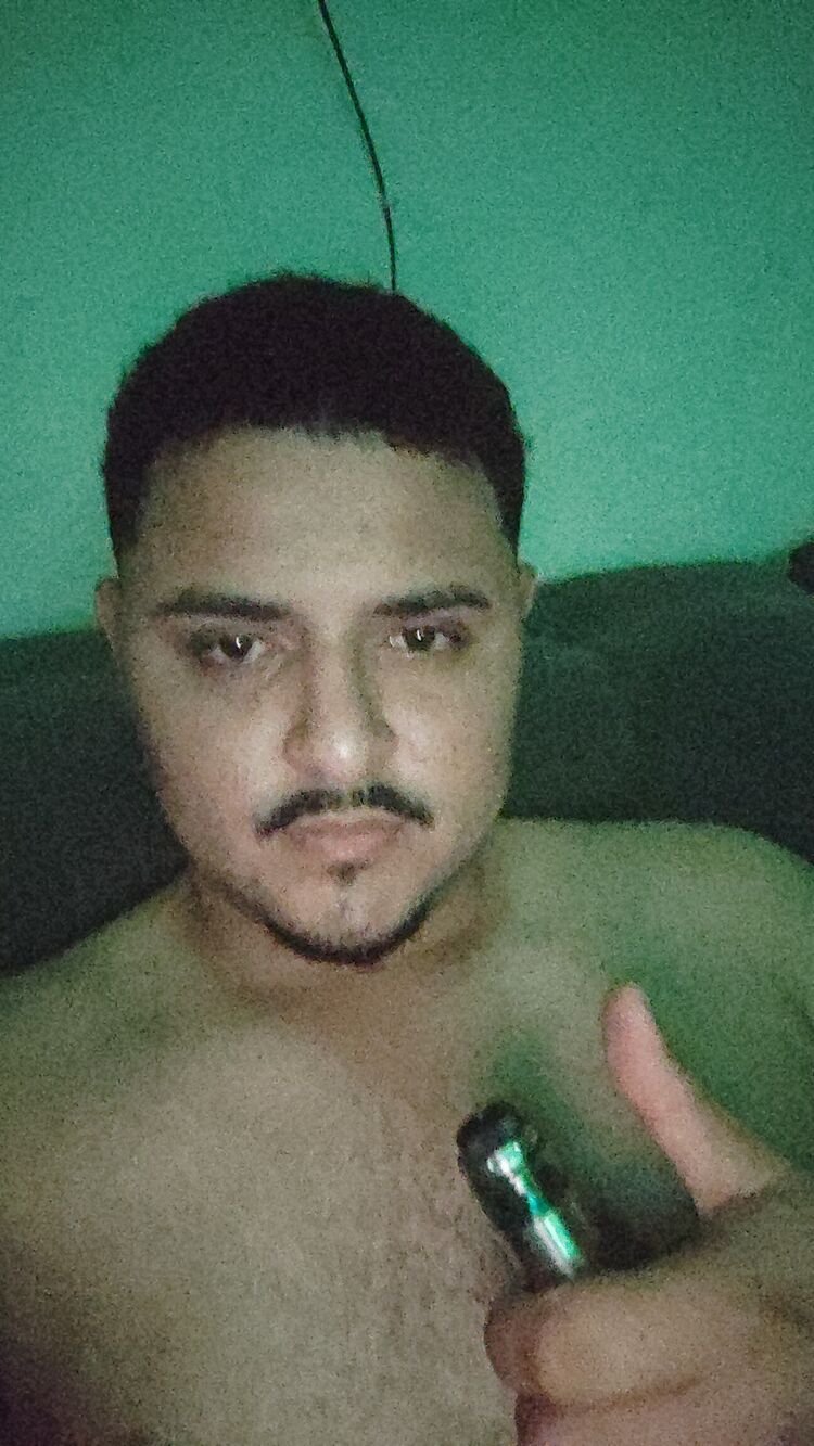 52773963  Jorge, 21 ,    -