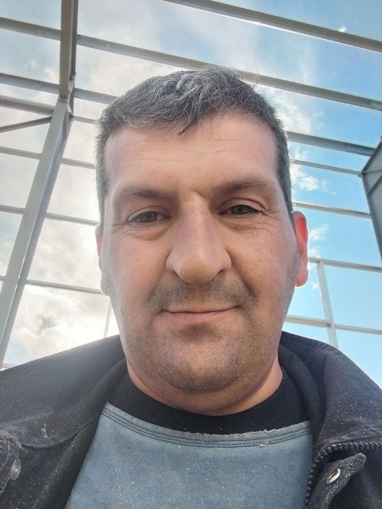  ,   Zura, 43 ,   ,   