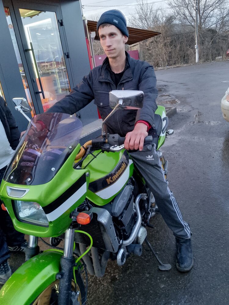  52717433  , 25 ,    