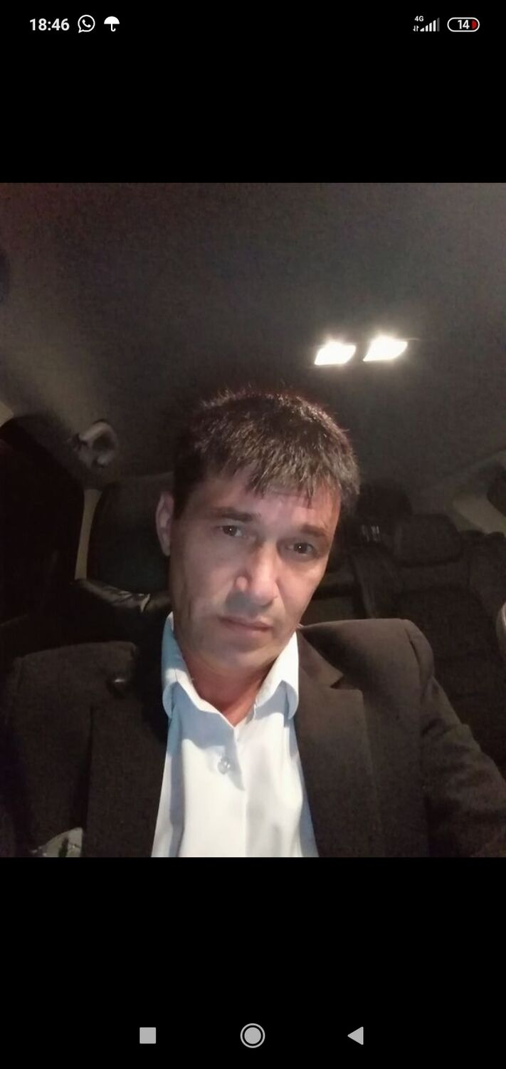  38904013  Dima, 44 ,    