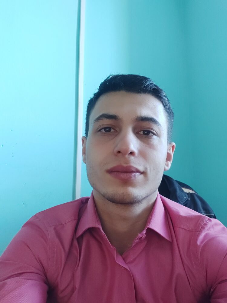  37988413  , 28 ,    