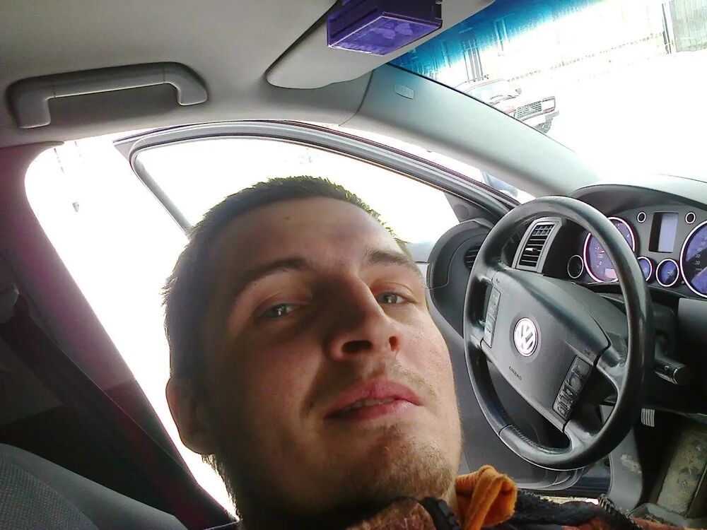  ,   Vladislav, 34 ,     , c 