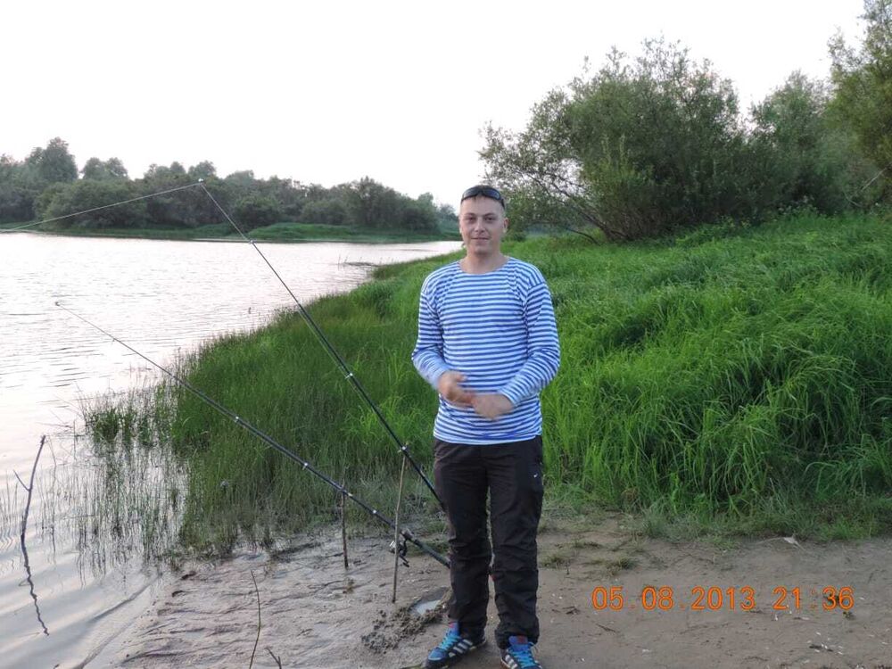  ,   Igor, 37 ,   