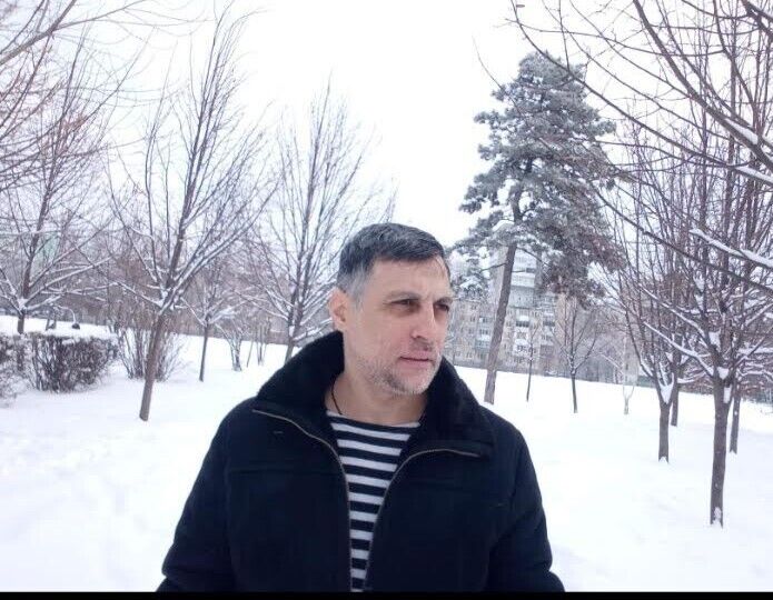  54122523  , 49 ,    --