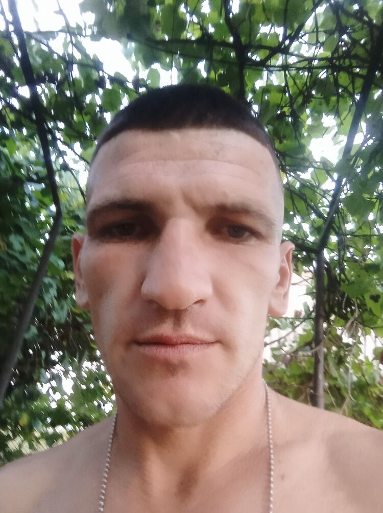  48077093  , 32 ,    