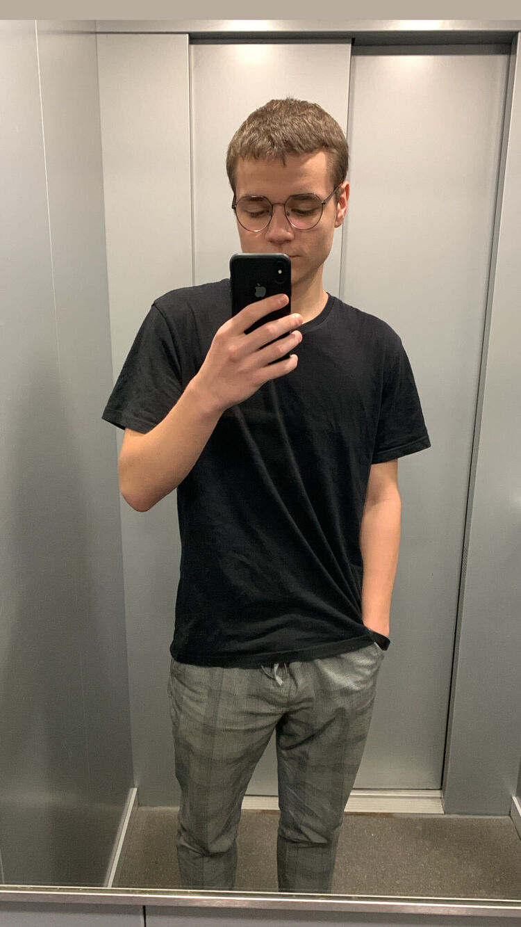  34848853  , 21 ,    