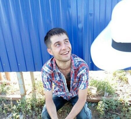  ,   Ehduard, 34 ,   