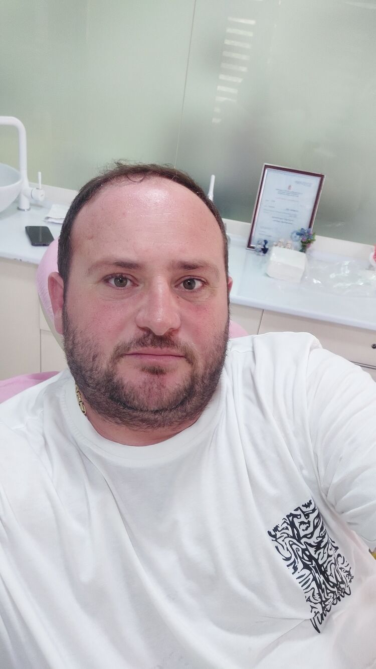  ,   Eduard, 40 ,   ,   