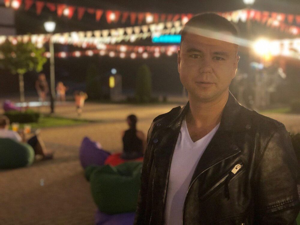  ,   Denis, 41 ,   