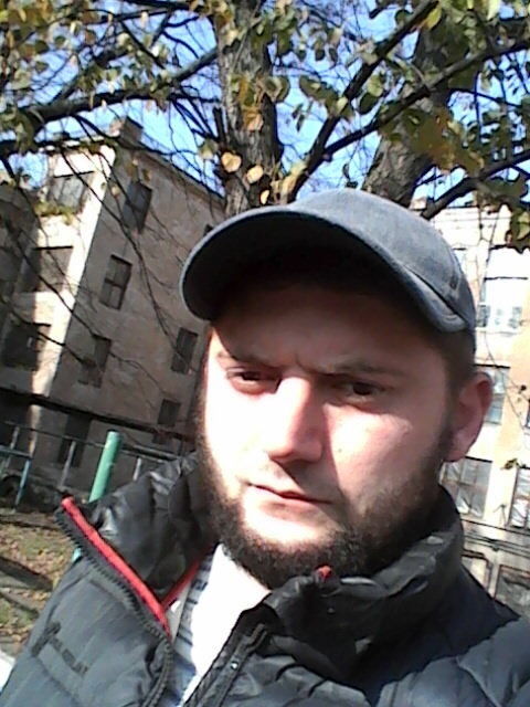  ,   Artem, 33 ,   ,   , c 